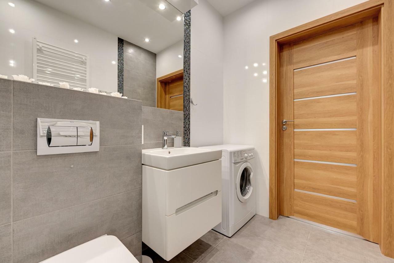 Wave Apartments Nowa Grobla Old Town غدانسك المظهر الخارجي الصورة